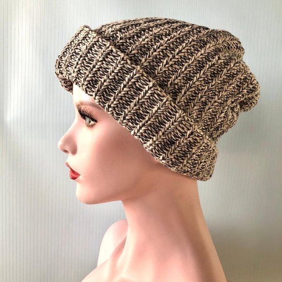 NWT Love Your Melon White / Black Beanie Hat - Picture 3 of 4